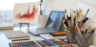 10 Creative Ways To Make An Ideal Hobby Workspace At Home